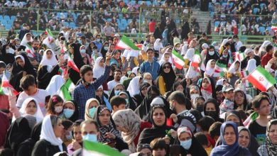 همخوانی سرود چند هزار نفری سلام فرمانده