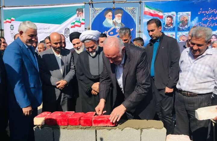 با حضور استاندار تهران؛ آئین متمرکز کلنگ زنی ۱۰ مدرسه در بهارستان برگزار شد