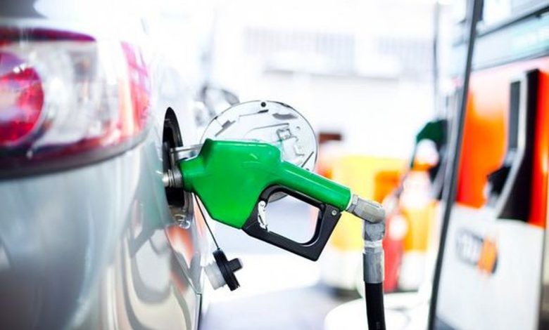 آیا قیمت و نحوه سهمیه بندی بنزین تغییر می کند؟