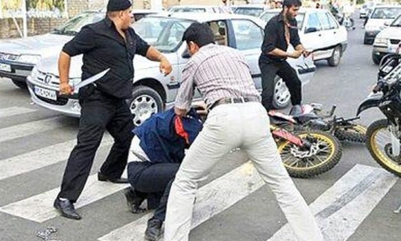 ۴۲ نفر از اراذل و اوباش بهارستان دستگیر شدند ۲۷ خرداد ۱۴۰۲ - ۱۲:۵۰ اخبار استانها اخبار استان تهران