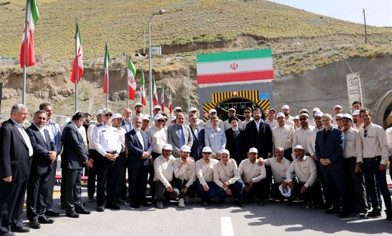 افتتاح قطعه جدید آزادراه تهران ـ شمال با حضور رئیس جمهور/ ‌پیچید‌ه‌ترین‌ آزادراه ایران چه ویژگی‌هایی ‌دارد؟