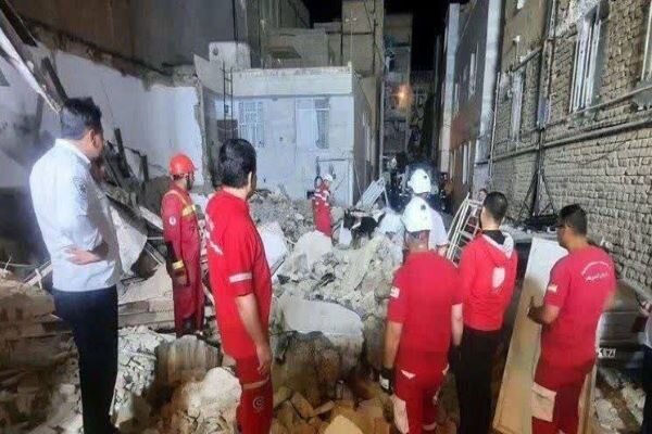 انفجار ساختمان مسکونی در ملارد/احتمالا ۵ نفر زیر آوار مانده اند