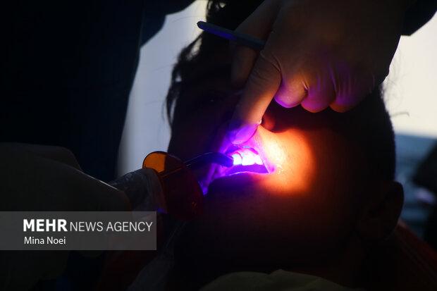 فعالیت ۳۷۰ دندانپزشک قلابی در بهارستان/قوانین بازدارنده نیست