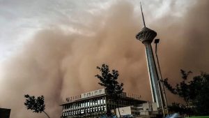 طوفان تهران 2 فوتی و 41 مصدوم بجا گذاشت