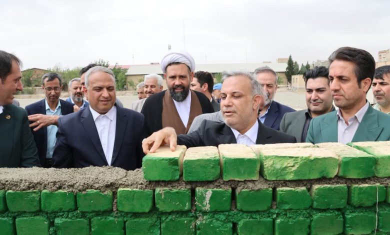 مدرسه سازی یا عددسازی؟ وعده 120 مدرسه‌ای فرماندار بهارستان زیر ذره‌بین