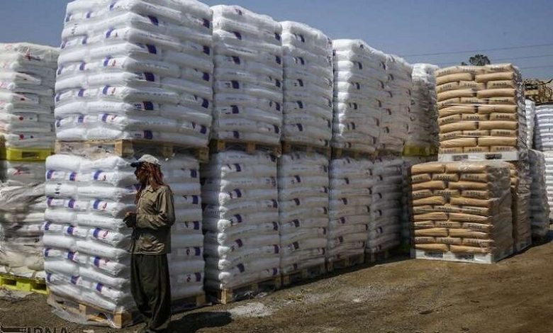 کشف ۱۲۵ تن مواد اولیه پتروشیمی قاچاق در جنوب تهران