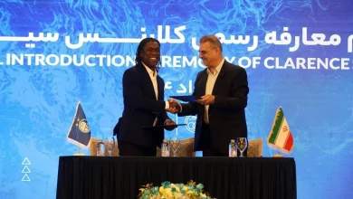 مسئولان باشگاه استقلال با اسم «سیدورف» سر هواداران کلاه نگذارند!